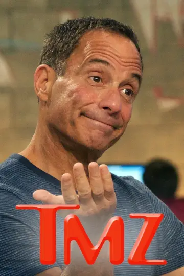 Plakat к сериалу "TMZ" #1221050