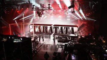 Zasłona к сериалу "Taratata" #1386230