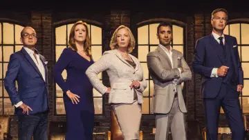 Zasłona к сериалу "Smocza Jama" #1225645