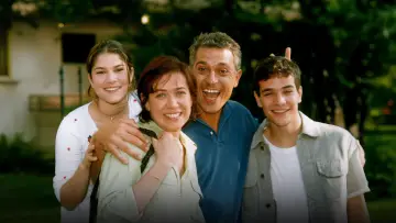 Zasłona к сериалу "Młode serca" #1241905