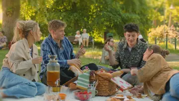 Zasłona к сериалу "Thuis" #1484072