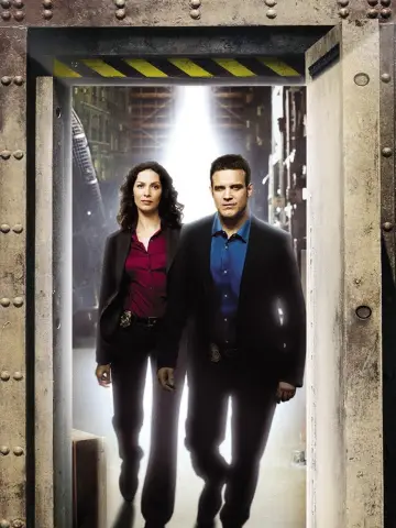 Plakat к сериалу "Magazyn 13" #1303364