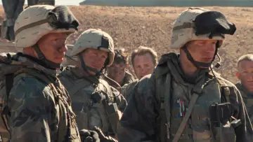 Zasłona к сериалу "Generation Kill: Czas wojny" #1459078
