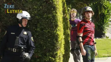 Zasłona к сериалу "Zeke i Luther" #1431805