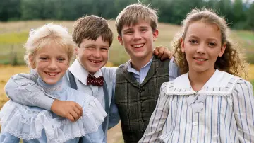 Zasłona к сериалу "Droga do Avonlea" #1423656