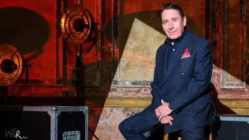 Zasłona к сериалу "Later... with Jools Holland" #1372302