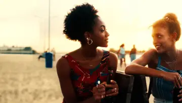 Zasłona do serialu "Summertime" #1469169