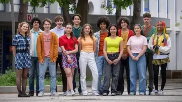 Zasłona do serialu "ASKIP, le collège se la raconte" #1537126