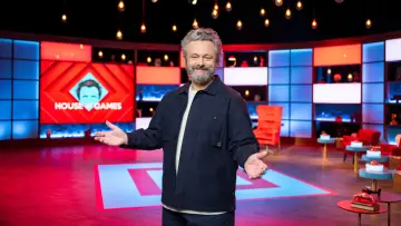 Zasłona do serialu "Richard Osman