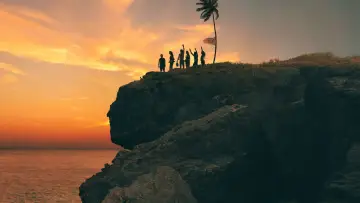 Zasłona к сериалу "Outer Banks" #1220848