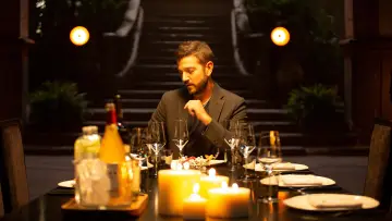 Zasłona do serialu "Chleb i igrzyska" #1817104