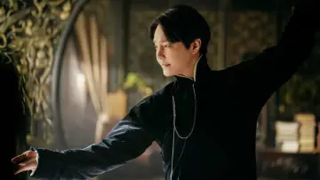 Zasłona к сериалу "鬓边不是海棠红" #1432856