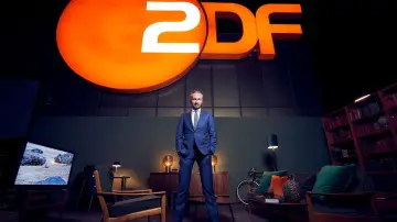 Zasłona do serialu "ZDF Magazin Royale" #1425831