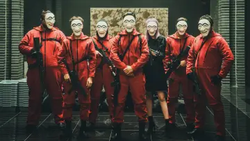 Zasłona к сериалу "Dom z papieru: Korea" #1460992