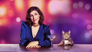 Zasłona do serialu "Call Me Kat" #1598157