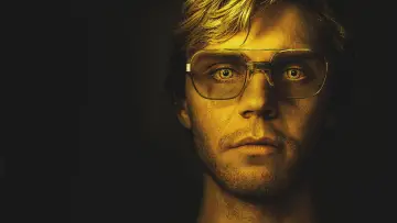 Zasłona к сериалу "Dahmer - Potwór: Historia Jeffreya Dahmera" #1303715