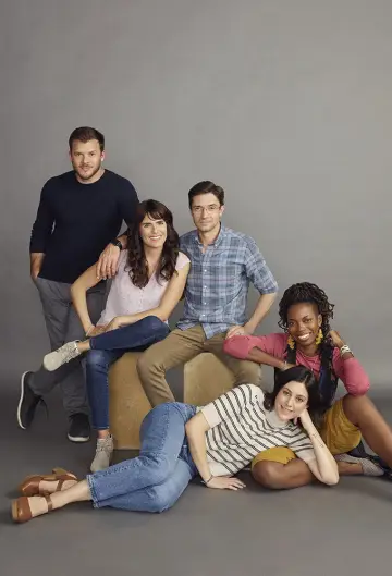 Plakat к сериалу "Home Economics" #1408030
