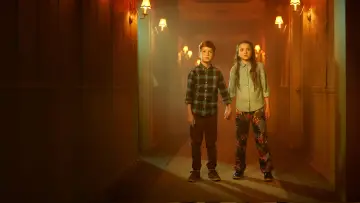 Zasłona к сериалу "Tajemnice Sulphur Springs" #1423871