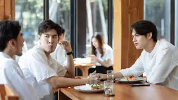 Zasłona do serialu "เพราะเรา(ยัง)คู่กัน" #1879041