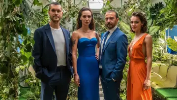Zasłona к сериалу "Son Yaz" #1428913