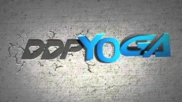 Zasłona do serialu "DDP Yoga" #1442261