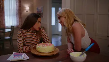 Zasłona к сериалу "Ginny & Georgia" #1347469