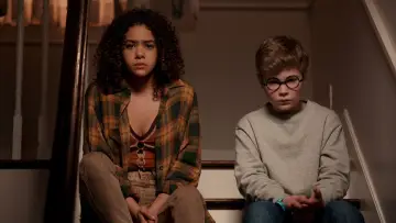 Zasłona к сериалу "Ginny & Georgia" #1347473