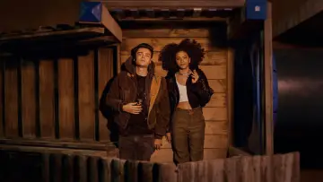 Zasłona к сериалу "Ginny & Georgia" #1347475