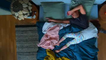 Zasłona к сериалу "Weekend z rodzinką" #1416565