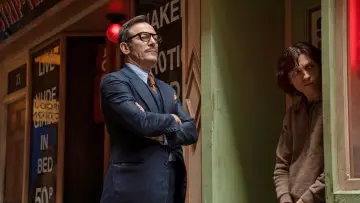 Zasłona к сериалу "W tłumie" #1387367