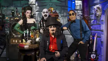 Zasłona к сериалу "Svengoolie" #1221329