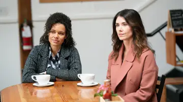 Zasłona к сериалу "Family Law" #1395588