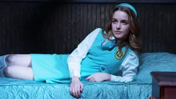 Zasłona к сериалу "Nic strasznego" #1438614