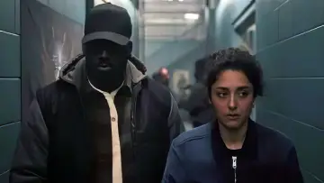 Zasłona к сериалу "Inwazja" #1321131