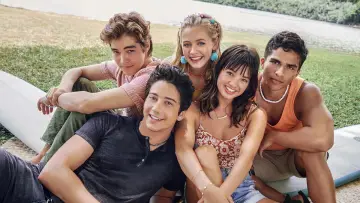 Zasłona к сериалу "Doogie Kamealoha, lekarka" #1352738