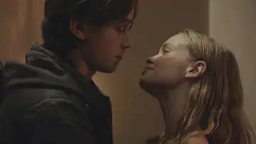 Zasłona к сериалу "Threesome" #1397455