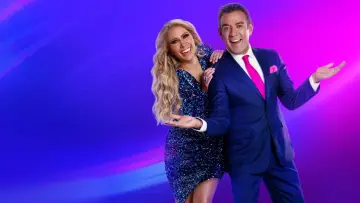 Zasłona к сериалу "La Casa de los Famosos" #1378058