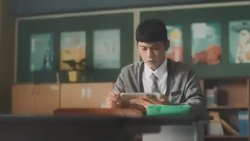 Zasłona к сериалу "어른연습생" #1506078