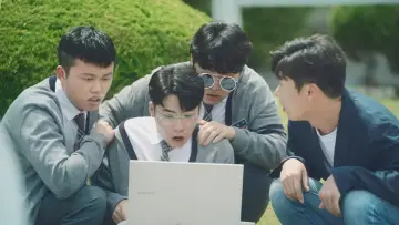 Zasłona к сериалу "어른연습생" #1506093