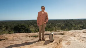 Zasłona do serialu "Eugene Levy: nieochoczy podróżnik" #1404728