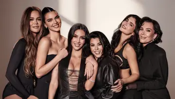 Zasłona к сериалу "The Kardashians" #1378383
