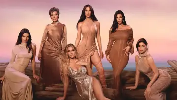 Zasłona к сериалу "The Kardashians" #1378401