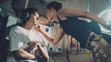 Zasłona к сериалу "Pod okiem gwiazd" #1487212