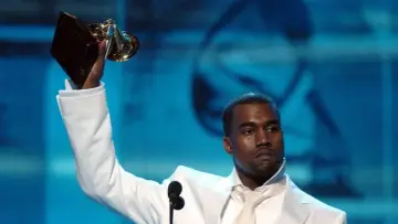 Zasłona do serialu "jeen-yuhs: Trylogia Kanye" #1673824