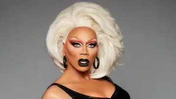 Zasłona do serialu "RuPaul