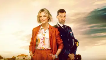 Zasłona do serialu "Signora Volpe" #1677225