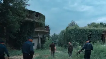 Zasłona do serialu "Zachowaj spokój" #1398433