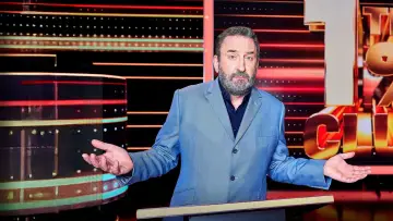 Zasłona do serialu "The 1% Club" #1499952