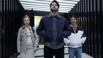 Zasłona к сериалу "Based on a True Story" #1449146