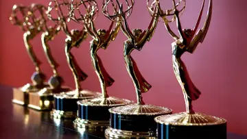 Zasłona do serialu "The Daytime Emmy Awards" #1876351